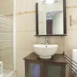 Pick A Flat's In Batignolles - Rue Biot 아파트 파리