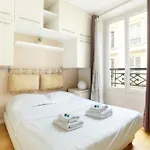 아파트 Pick A Flat's In Batignolles - Rue Biot 파리