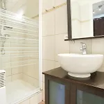 Pick A Flat's In Batignolles - Rue Biot * 파리