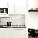Pick A Flat's In Batignolles - Rue Biot * 파리