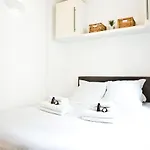 Pick A Flat's In Batignolles - Rue Biot * 파리