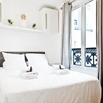Pick A Flat's In Batignolles - Rue Biot * 파리