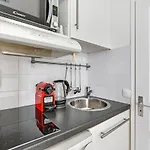아파트 Pick A Flat's In Batignolles - Rue Biot 파리