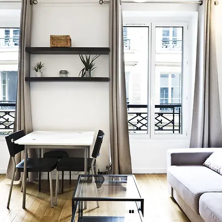 Pick A Flat's In Batignolles - Rue Biot