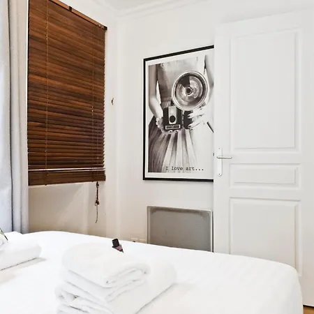 Pick A Flat's In Batignolles - Rue Biot Paříž