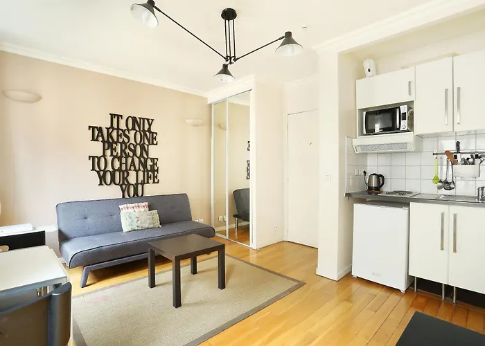 Pick A Flat's In Batignolles - Rue Biot Párizs
