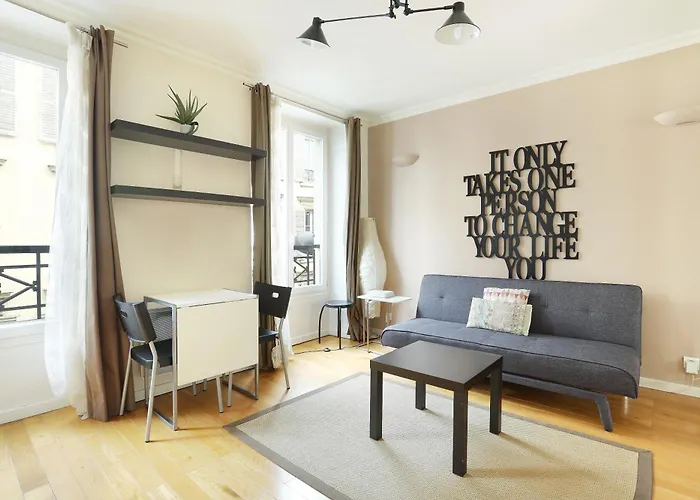 Pick A Flat's In Batignolles - Rue Biot Apartman
