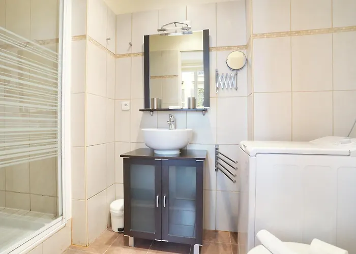 Pick A Flat's In Batignolles - Rue Biot * Párizs