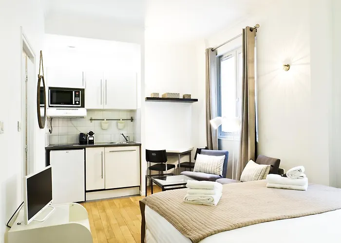 Pick A Flat's In Batignolles - Rue Biot Apartman *