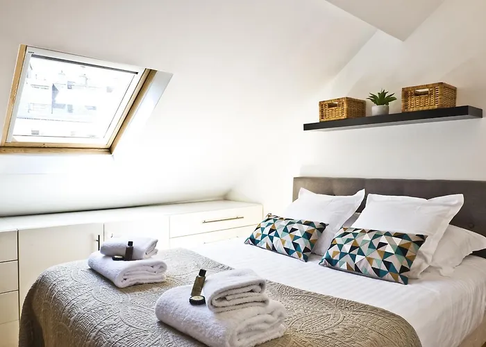 Pick A Flat's In Batignolles - Rue Biot Apartman *