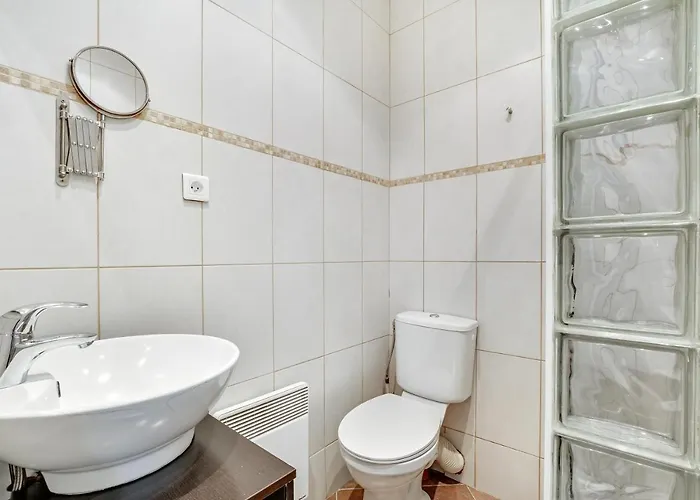 Pick A Flat's In Batignolles - Rue Biot * Párizs