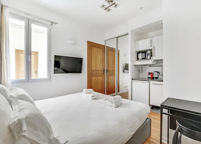 Pick A Flat's In Batignolles - Rue Biot Apartman